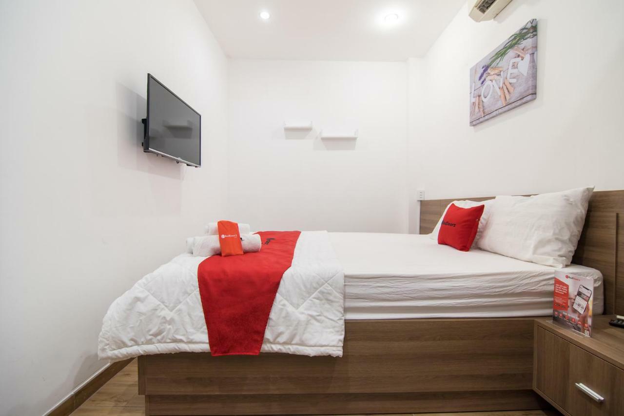 Reddoorz Plus Near Tan Dinh Market Хошимин Екстериор снимка