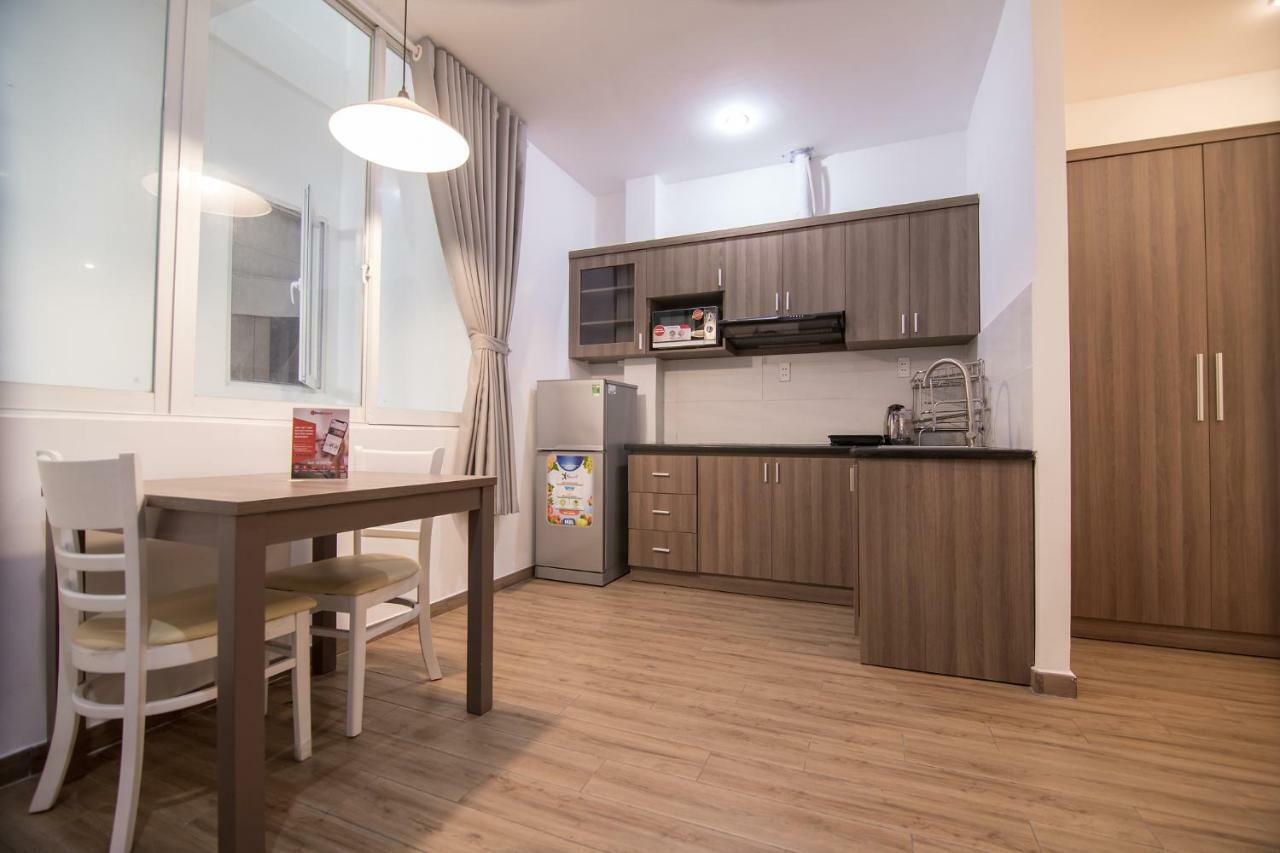 Reddoorz Plus Near Tan Dinh Market Хошимин Екстериор снимка