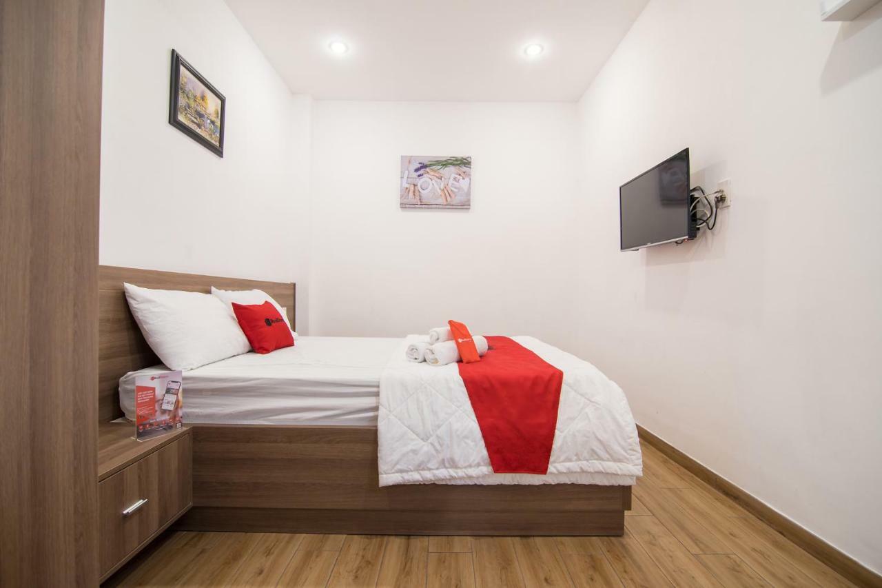 Reddoorz Plus Near Tan Dinh Market Хошимин Екстериор снимка